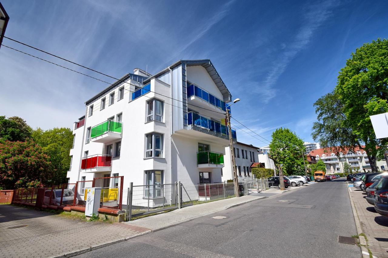 Sea-View Apartamenty Kolorowe Balkony Miedzyzdroje Exterior photo
